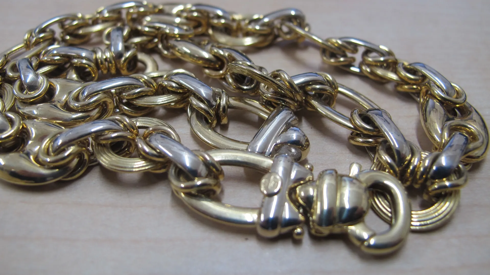 【貴金属】買取　大吉盛岡店　金買取しました！！